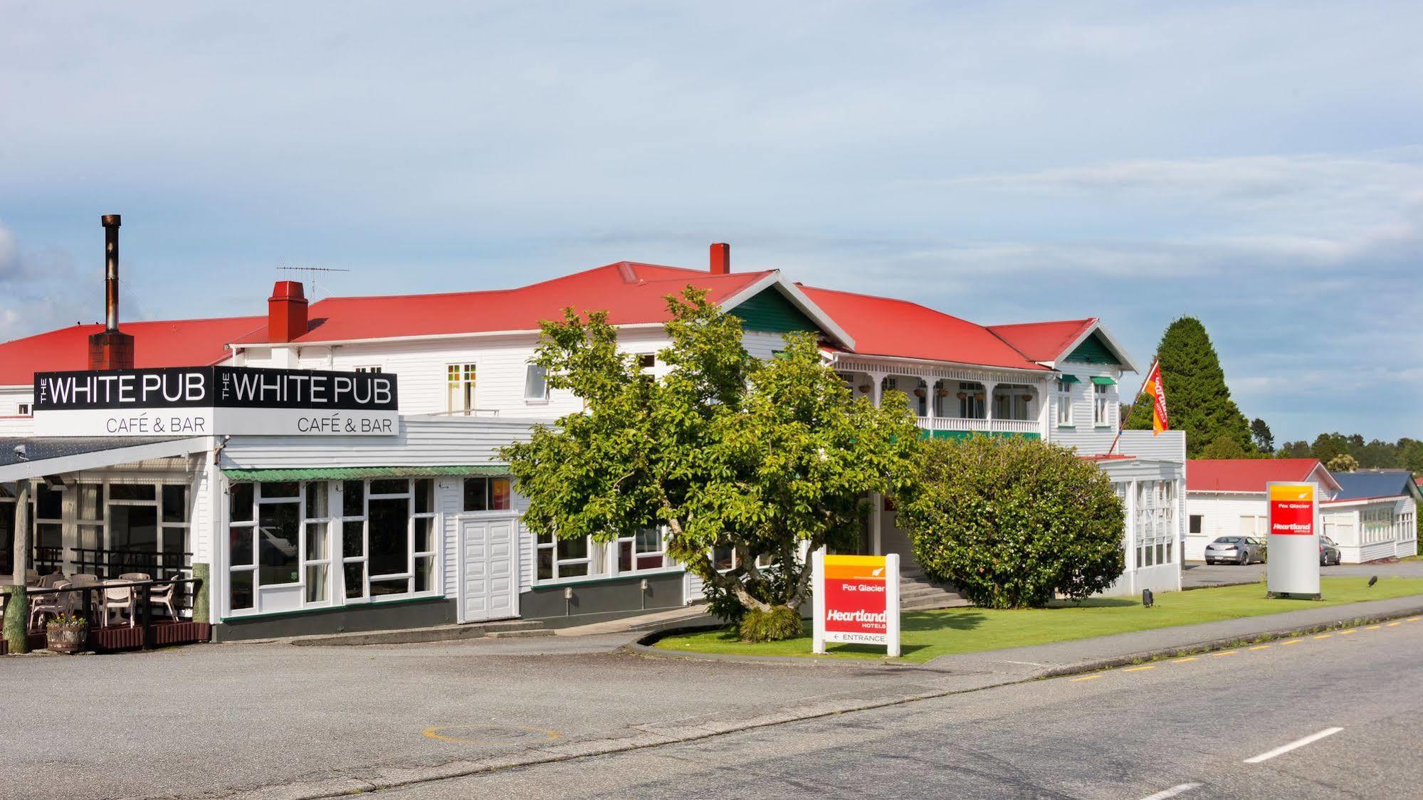 Heartland Hotel Glaciar Fox Exterior foto